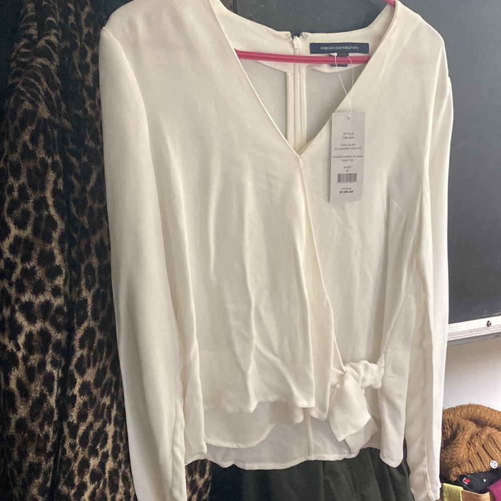COPY - Size 6 (small/med) whit blouse NWT